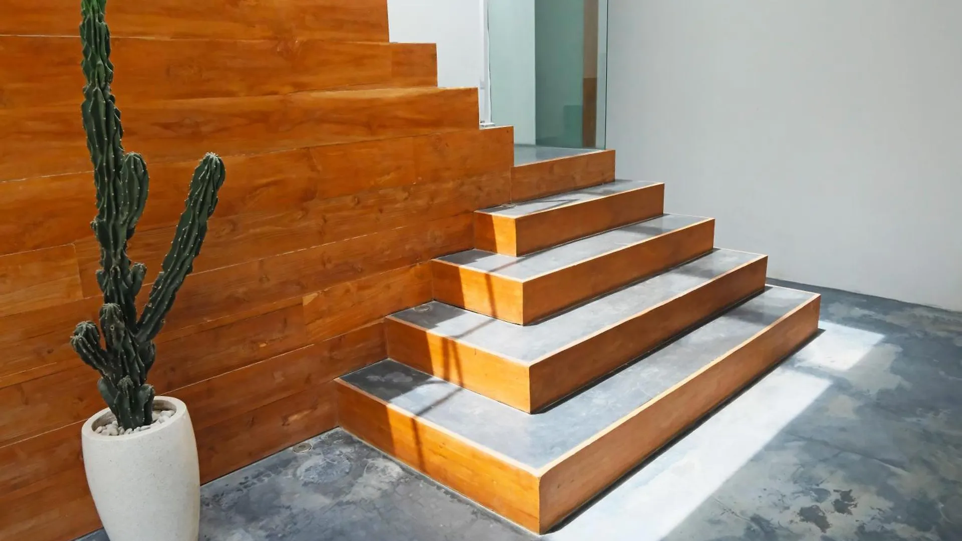 Modern & Central 3 Bedroom plus cinema Seminyak