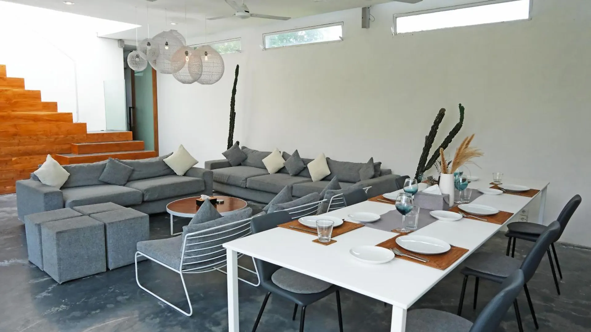 Modern & Central 3 Bedroom plus cinema Seminyak  Indonesia