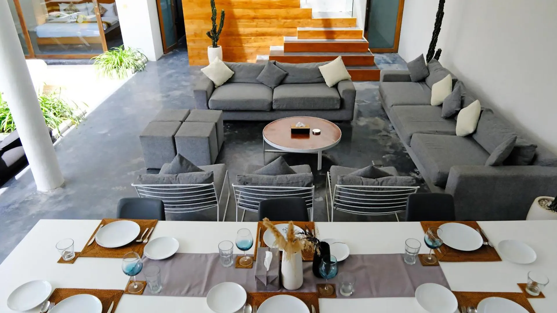 Modern & Central 3 Bedroom plus cinema Seminyak  0*, Seminyak (Bali) Indonesia