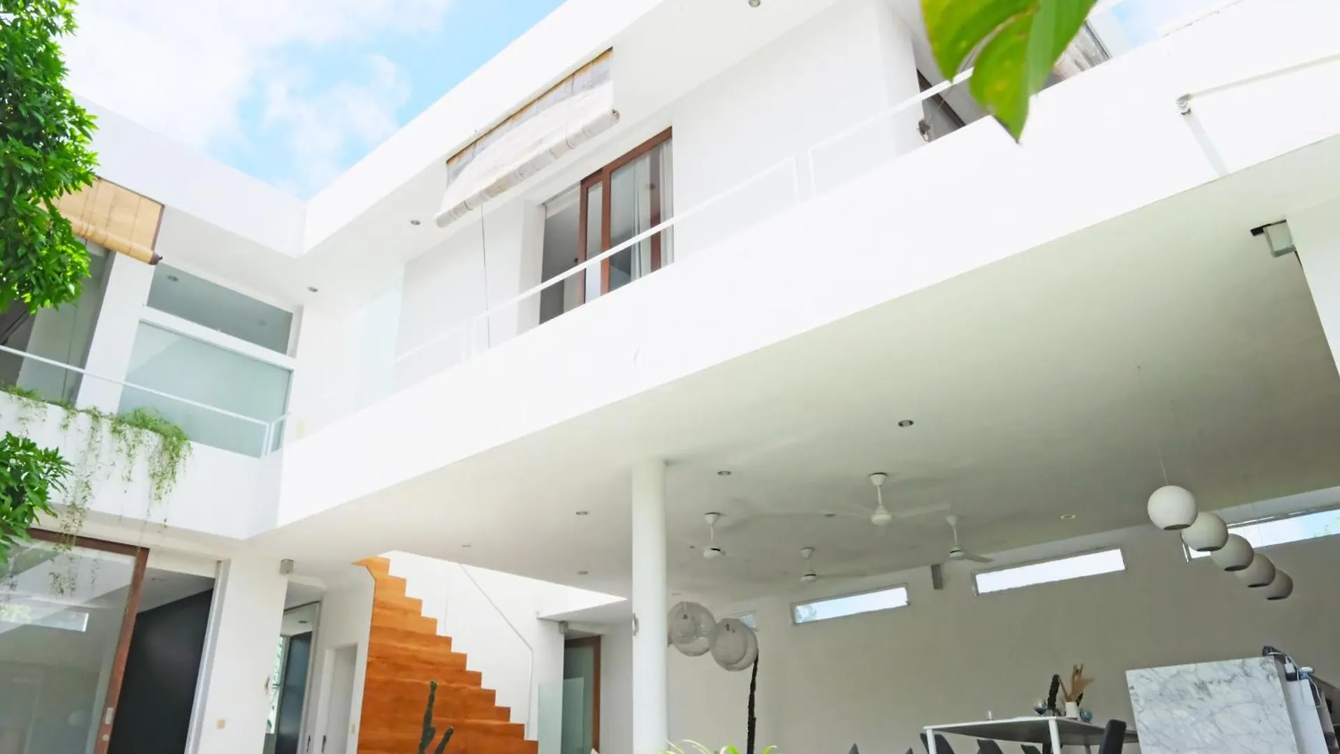 Modern & Central 3 Bedroom plus cinema Seminyak  Indonesia